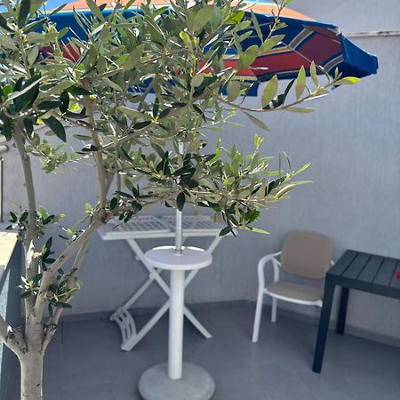 Apartament Kris In Durres Plazh Eksteriør billede