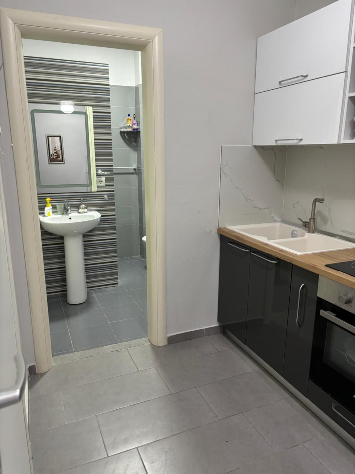 Apartament Kris In Durres Plazh Eksteriør billede